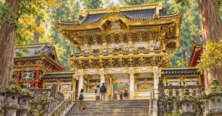 Nikko Toshogu: os três macacos são só o começo da visita