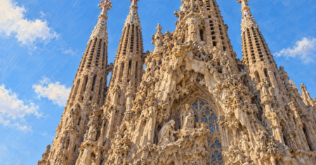 Sagrada Família: ingressos, torres e escolhas que mudam sua visita